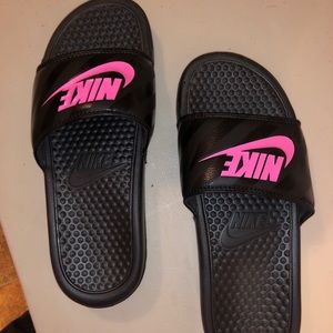 Nike slides